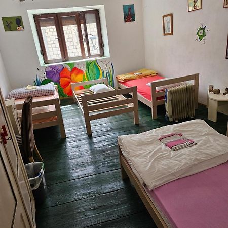 Hostel Ka Doma Cetinje Exterior photo